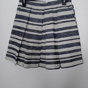 Cupcakes & Cashmere skirt size 8